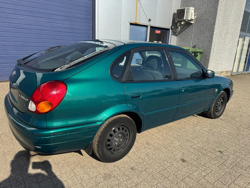 Toyota Corolla **5DOORS-PETROL-BELGIAN CAR-1A** - Berlina: foto 4 Toyota Corolla **5DOORS-PETROL-BELGIAN CAR-1A** - Berlina: foto 4