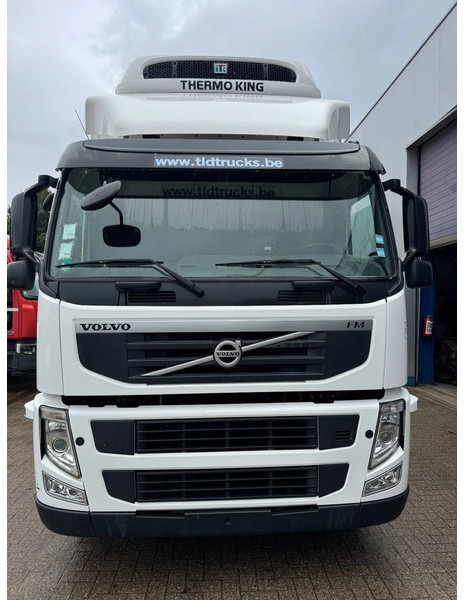 Volvo FM 330 **EURO 5-BELGIAN TRUCK-TOPSHAPE** - Camión frigorífico: foto 2 Volvo FM 330 **EURO 5-BELGIAN TRUCK-TOPSHAPE** - Camión frigorífico: foto 2