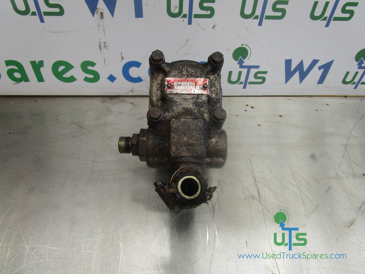 CAT C10 / C12 ZF POWER STEERING PUMP P/NO 7685955729 - Dirección para Camión: foto 1 CAT C10 / C12 ZF POWER STEERING PUMP P/NO 7685955729 - Dirección para Camión: foto 1