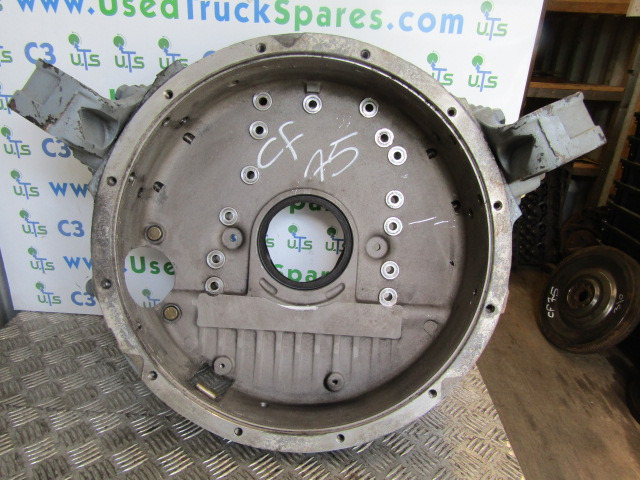 DAF CF 75 PACCAR EURO 5 PR22851 ENGINE FLYWHEEL BELLHOUSING P/NO 1321921 / 1321922 - Volante de inercia para Camión: foto 4 DAF CF 75 PACCAR EURO 5 PR22851 ENGINE FLYWHEEL BELLHOUSING P/NO 1321921 / 1321922 - Volante de inercia para Camión: foto 4