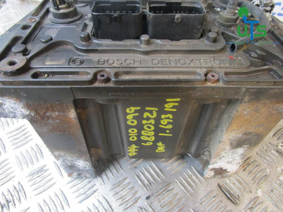 DAF CF / XF EURO 5 ADBLUE PUMP BOSCH PART NO 0444010099 - Sistema de combustible para Camión: foto 3 DAF CF / XF EURO 5 ADBLUE PUMP BOSCH PART NO 0444010099 - Sistema de combustible para Camión: foto 3