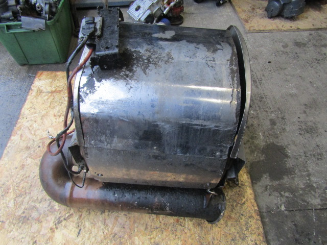 DAF XF 105 EXHAUST DPF/CAT EURO 5 SPEC P/NO 1747245 - Sistema de escape para Camión: foto 2 DAF XF 105 EXHAUST DPF/CAT EURO 5 SPEC P/NO 1747245 - Sistema de escape para Camión: foto 2