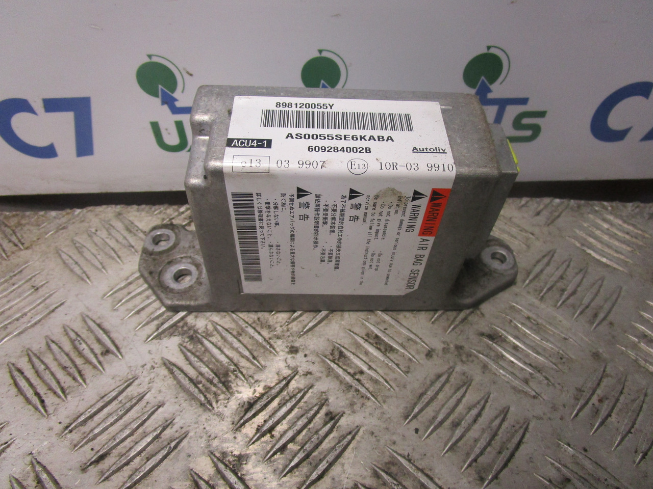 ISUZU N75 4HK1 AIR BAG SENSOR P/NO 898120055Y - Cabina e interior para Camión: foto 1 ISUZU N75 4HK1 AIR BAG SENSOR P/NO 898120055Y - Cabina e interior para Camión: foto 1