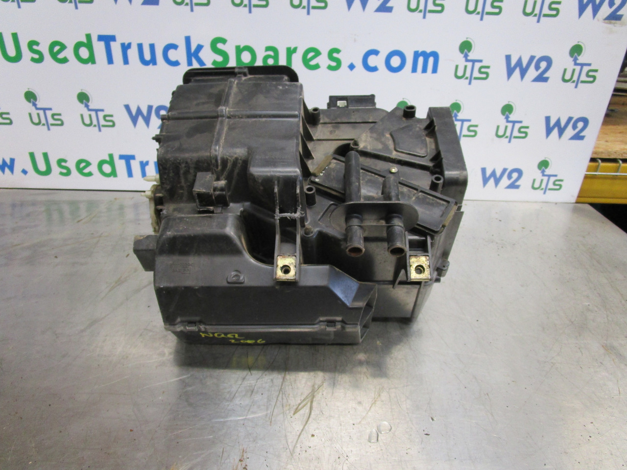 ISUZU NQR HEATER MATRIX - Cabina e interior para Camión: foto 1 ISUZU NQR HEATER MATRIX - Cabina e interior para Camión: foto 1