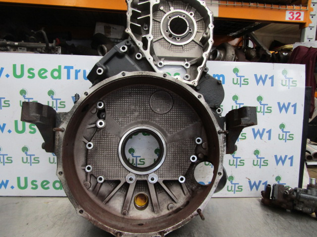 IVECO STRALIS CURSOR 10 FLYWHEEL BELLHOUSING P/NO 5801551117 - Volante de inercia para Camión: foto 2 IVECO STRALIS CURSOR 10 FLYWHEEL BELLHOUSING P/NO 5801551117 - Volante de inercia para Camión: foto 2