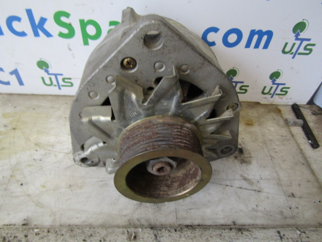 MERCEDES ATEGO 815/1823 ALTERNATOR BOSCH P/NO 0986040260 - Sistema eléctrico para Camión: foto 1 MERCEDES ATEGO 815/1823 ALTERNATOR BOSCH P/NO 0986040260 - Sistema eléctrico para Camión: foto 1