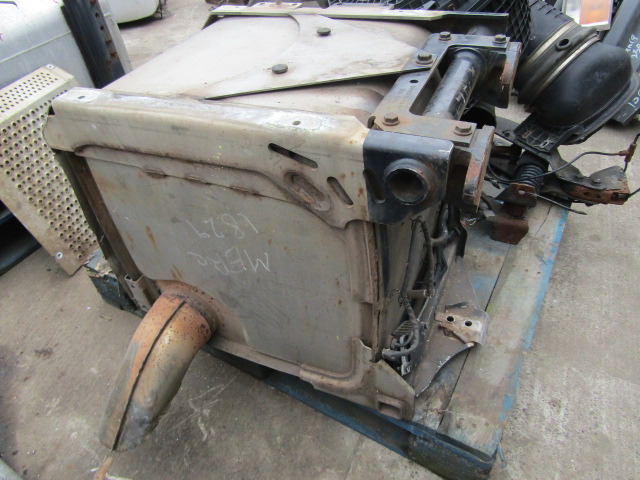 MERCEDES AXOR DPF P/NO A00024900014 - Sistema de escape para Camión: foto 2 MERCEDES AXOR DPF P/NO A00024900014 - Sistema de escape para Camión: foto 2