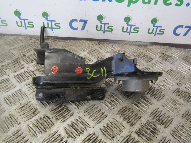 MITSUBISHI 3C11 / 3C13 THROTTLE PEDAL CONTROL UNIT P/NO MK386457 - Cabina e interior para Camión: foto 1 MITSUBISHI 3C11 / 3C13 THROTTLE PEDAL CONTROL UNIT P/NO MK386457 - Cabina e interior para Camión: foto 1