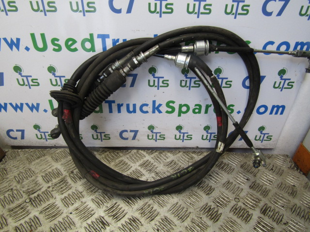 MITSUBISHI FUSO GEARCHANGE CABLES (2) FOR 6 SPEED ZF65 420 GEARBOX - Cabina e interior para Camión: foto 1 MITSUBISHI FUSO GEARCHANGE CABLES (2) FOR 6 SPEED ZF65 420 GEARBOX - Cabina e interior para Camión: foto 1