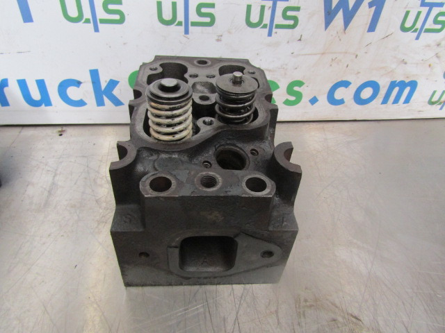 RENAULT PREMIUM 400 CYLINDER HEADS – 6 AVAILABLE - Motor y piezas para Camión: foto 1 RENAULT PREMIUM 400 CYLINDER HEADS – 6 AVAILABLE - Motor y piezas para Camión: foto 1