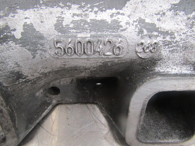 RENAULT PREMIUM 400 INLET MANIFOLD P/NO 5600426268 - Motor y piezas para Camión: foto 1 RENAULT PREMIUM 400 INLET MANIFOLD P/NO 5600426268 - Motor y piezas para Camión: foto 1