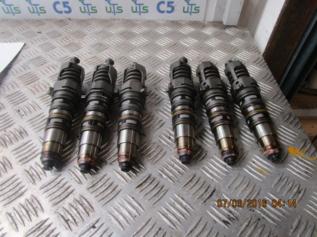 SCANIA 124 420 DC1203 INJECTORS (6) 4076912 - Sistema de combustible para Camión: foto 1 SCANIA 124 420 DC1203 INJECTORS (6) 4076912 - Sistema de combustible para Camión: foto 1