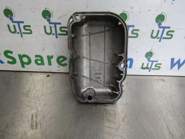 SCANIA 144/164 V8 ROCKER COVER P/NO 1491697/4385 - Motor y piezas para Camión: foto 5 SCANIA 144/164 V8 ROCKER COVER P/NO 1491697/4385 - Motor y piezas para Camión: foto 5