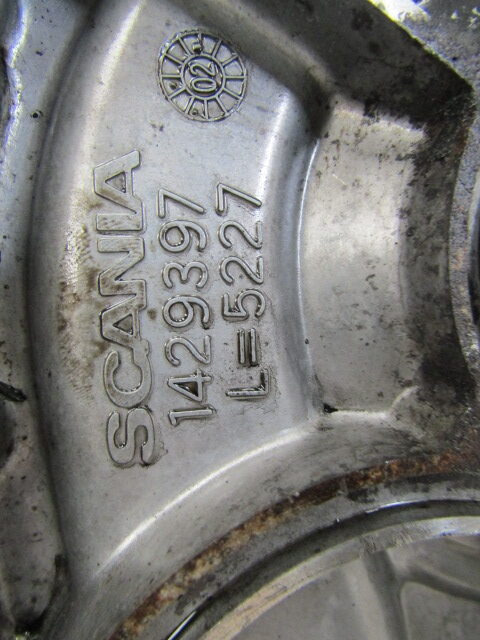 SCANIA 144/164 V8 WATER PUMP HOUSING P/NO 1429397 - Motor y piezas para Camión: foto 3 SCANIA 144/164 V8 WATER PUMP HOUSING P/NO 1429397 - Motor y piezas para Camión: foto 3
