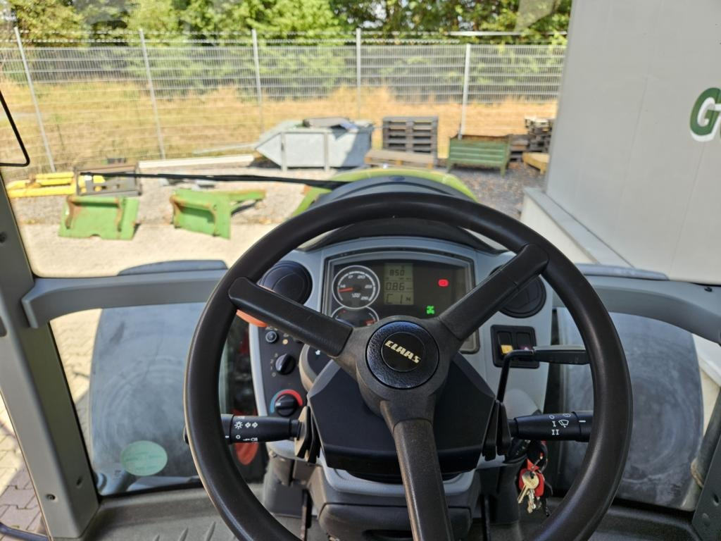Tractor CLAAS ARION 630 C: foto 15