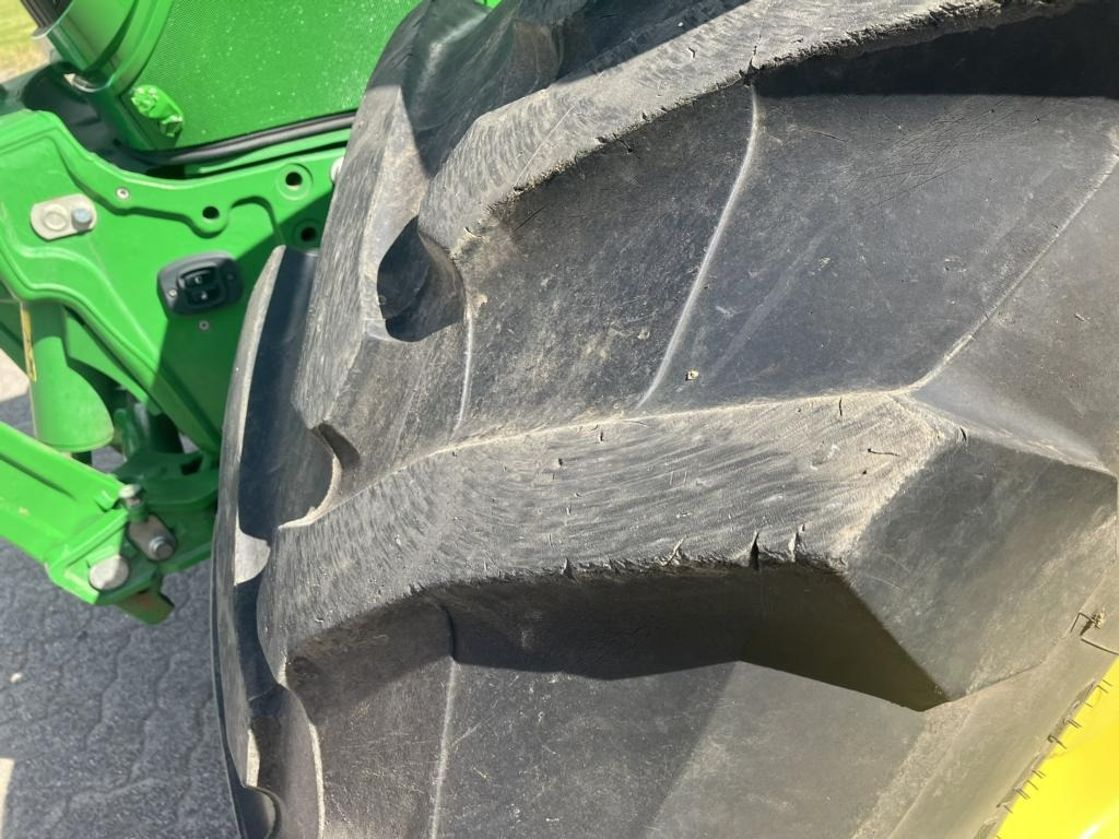 John Deere 6175R - Tractor: foto 2 John Deere 6175R - Tractor: foto 2