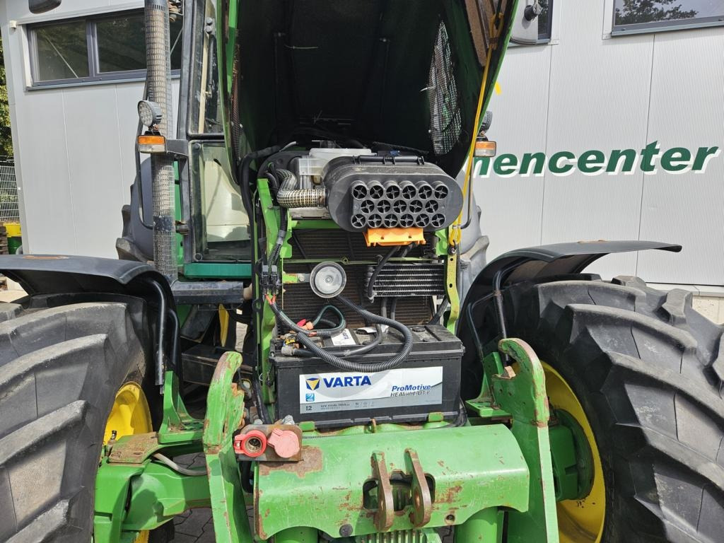 John Deere 6420S - Tractor: foto 3 John Deere 6420S - Tractor: foto 3