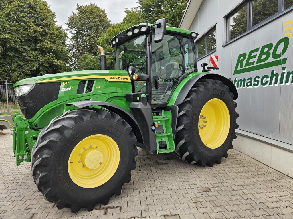 John Deere 6R185 - Tractor: foto 1 John Deere 6R185 - Tractor: foto 1