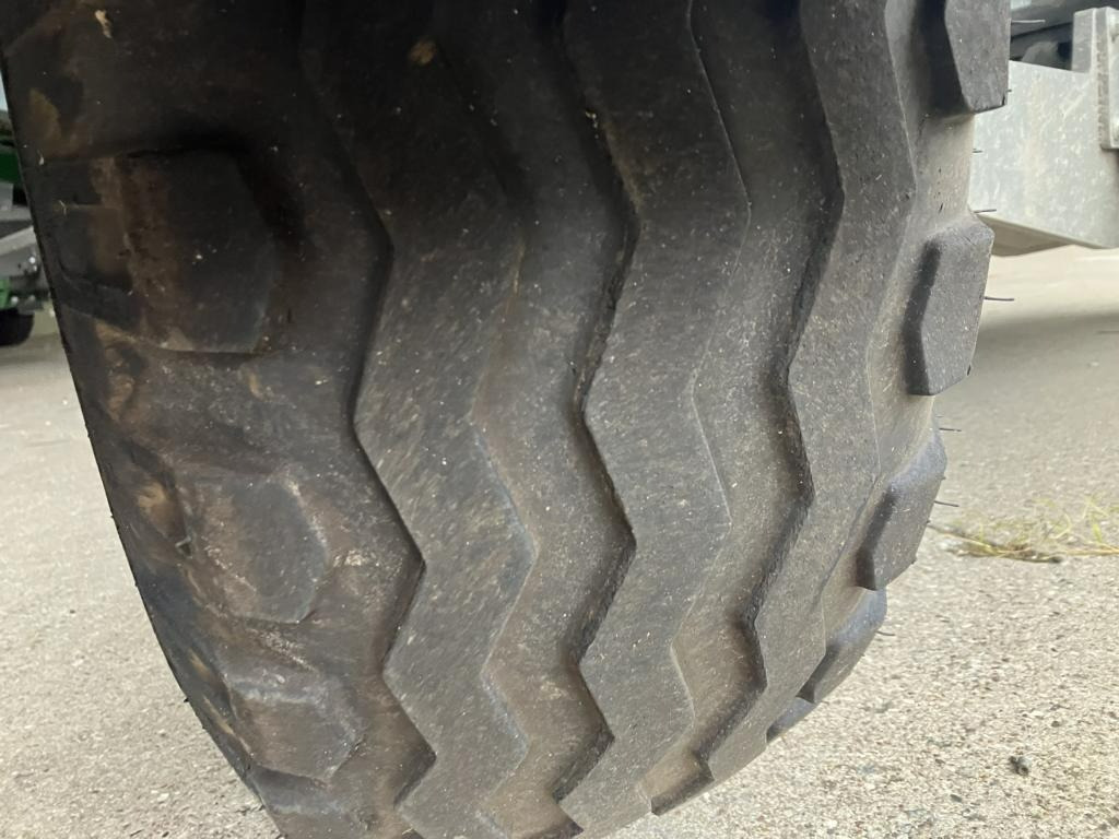 John Deere HD40X MY23 - Cabezal de grano: foto 2 John Deere HD40X MY23 - Cabezal de grano: foto 2