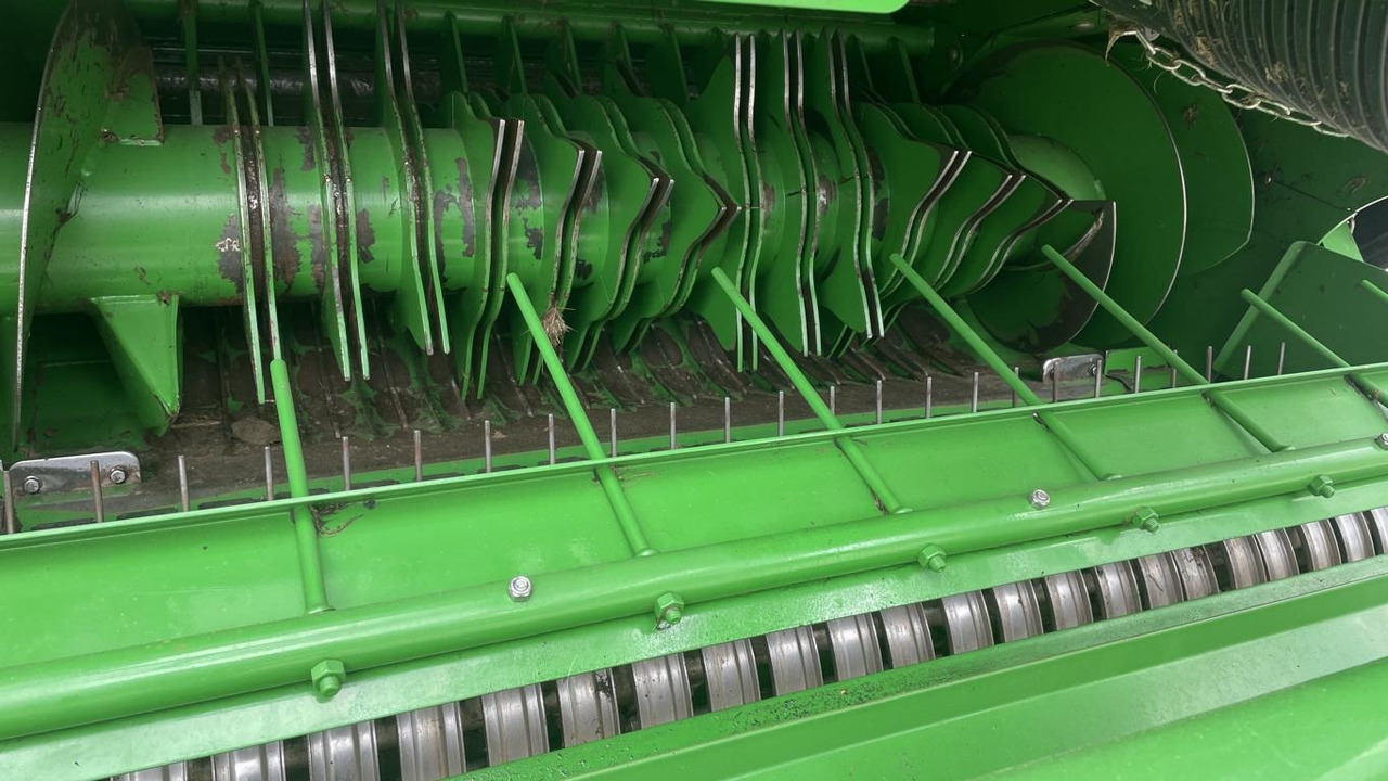 Encintadora de pacas John Deere RUNDBALLENPRESSE F441R: foto 24