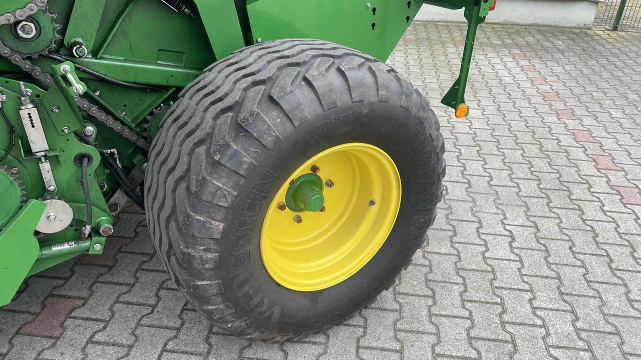 Encintadora de pacas John Deere RUNDBALLENPRESSE F441R: foto 14