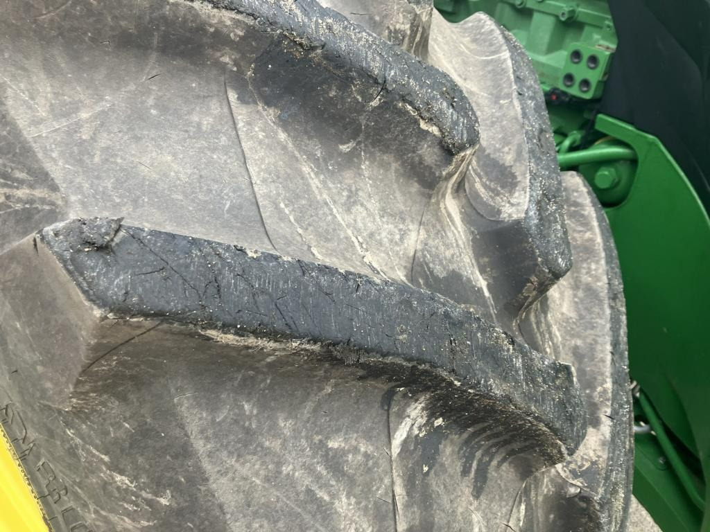 John Deere TRAKTOR 8R410 - Tractor: foto 3 John Deere TRAKTOR 8R410 - Tractor: foto 3