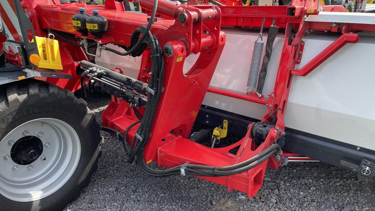 Pöttinger MERGENTO VT 9220 - Henificadora: foto 4 Pöttinger MERGENTO VT 9220 - Henificadora: foto 4