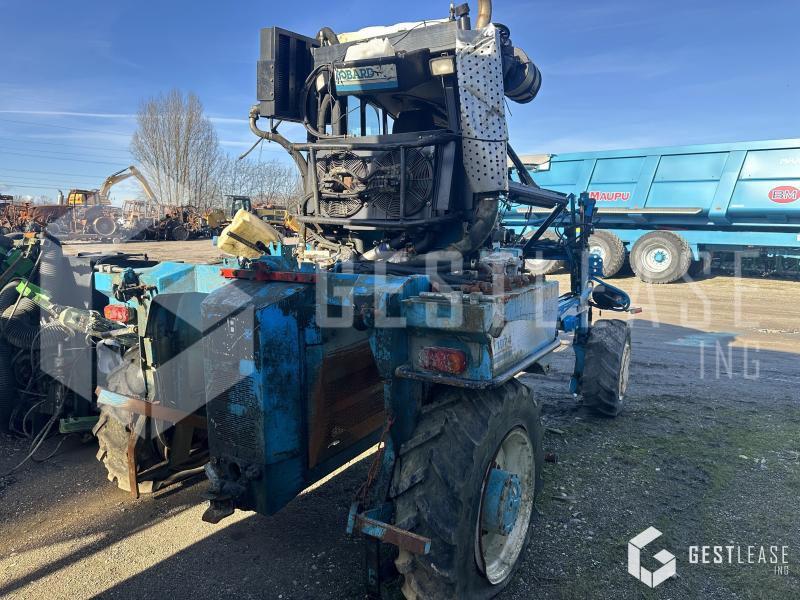 BOBARD 1074 TI - Tractor: foto 2 BOBARD 1074 TI - Tractor: foto 2