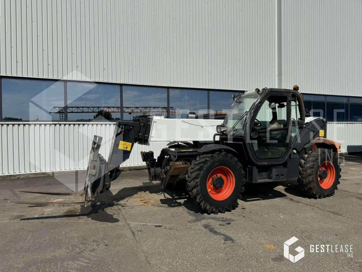 BOBCAT T40180 - Retráctil: foto 1 BOBCAT T40180 - Retráctil: foto 1