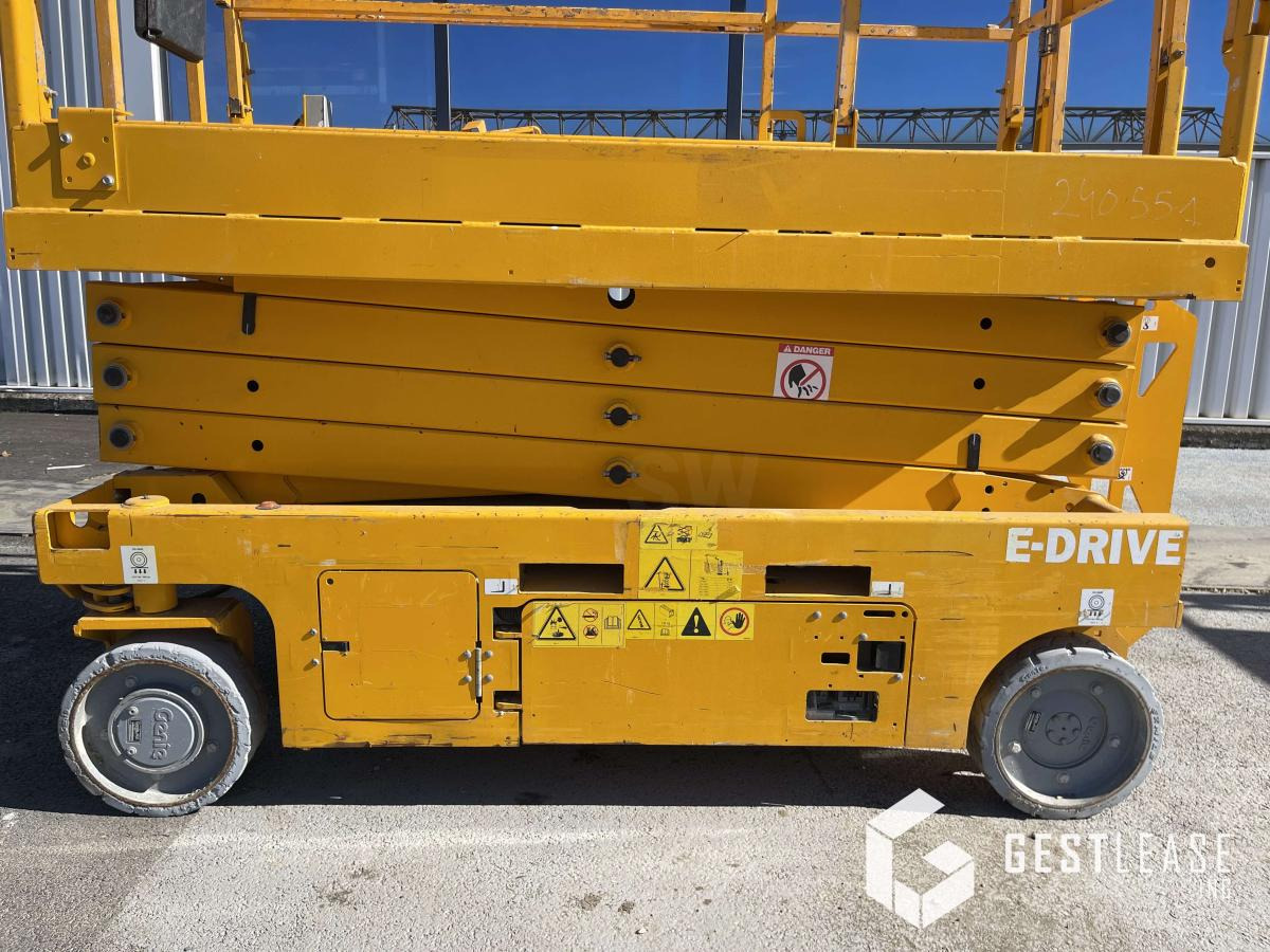 Plataforma de tijeras Genie GS-2646: foto 8