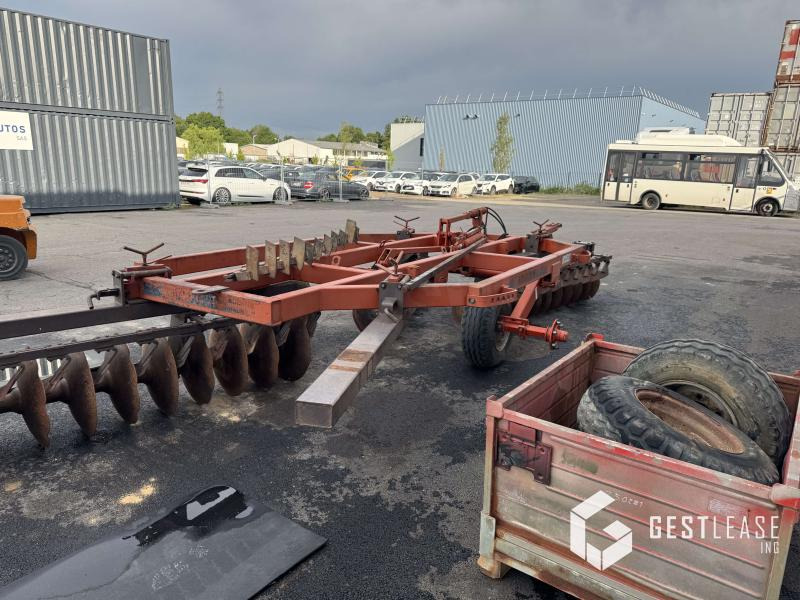 Razol 4M - Rastras: foto 3 Razol 4M - Rastras: foto 3