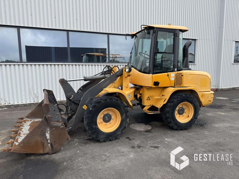 Volvo L30G - Cargadora de ruedas: foto 1 Volvo L30G - Cargadora de ruedas: foto 1