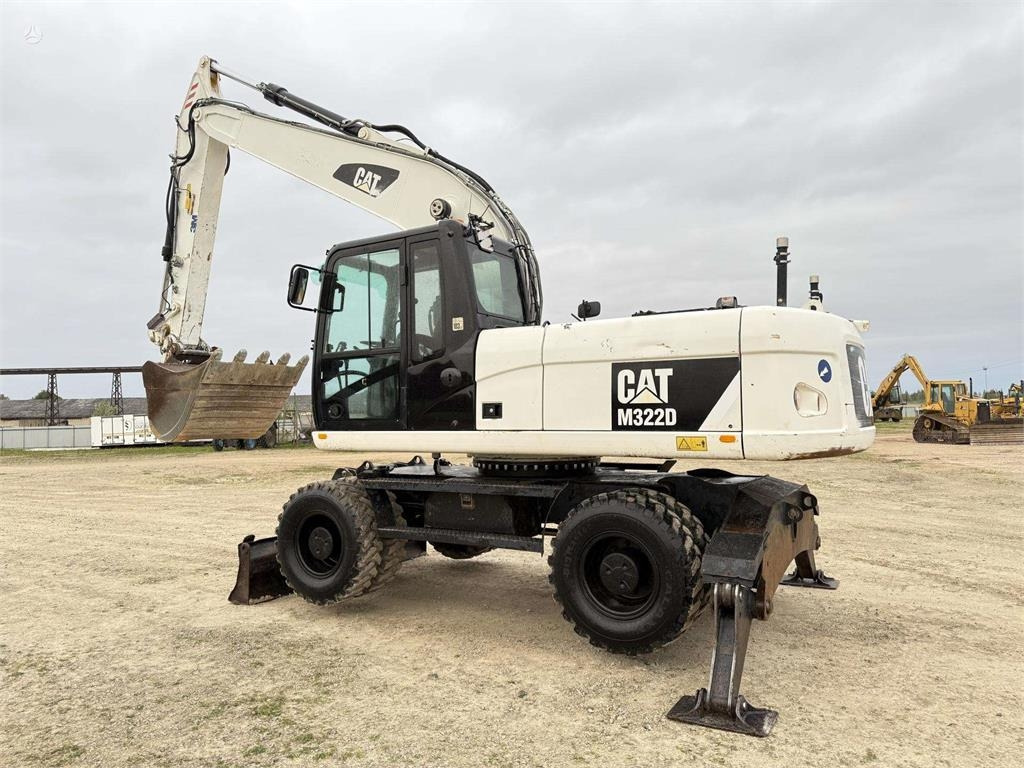 CAT M 322 D , 3D Trimble ready - Excavadora de ruedas: foto 4 CAT M 322 D , 3D Trimble ready - Excavadora de ruedas: foto 4