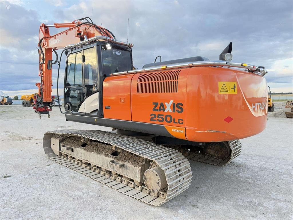 Hitachi ZX 250 LC-5B ROTOTILT TOP COND - Excavadora de cadenas: foto 3 Hitachi ZX 250 LC-5B ROTOTILT TOP COND - Excavadora de cadenas: foto 3