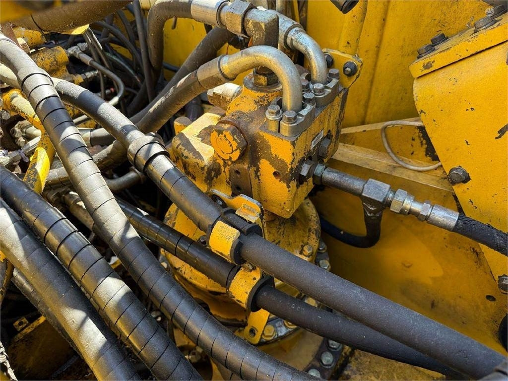 Excavadora de cadenas Komatsu PC 290 LC-8: foto 7
