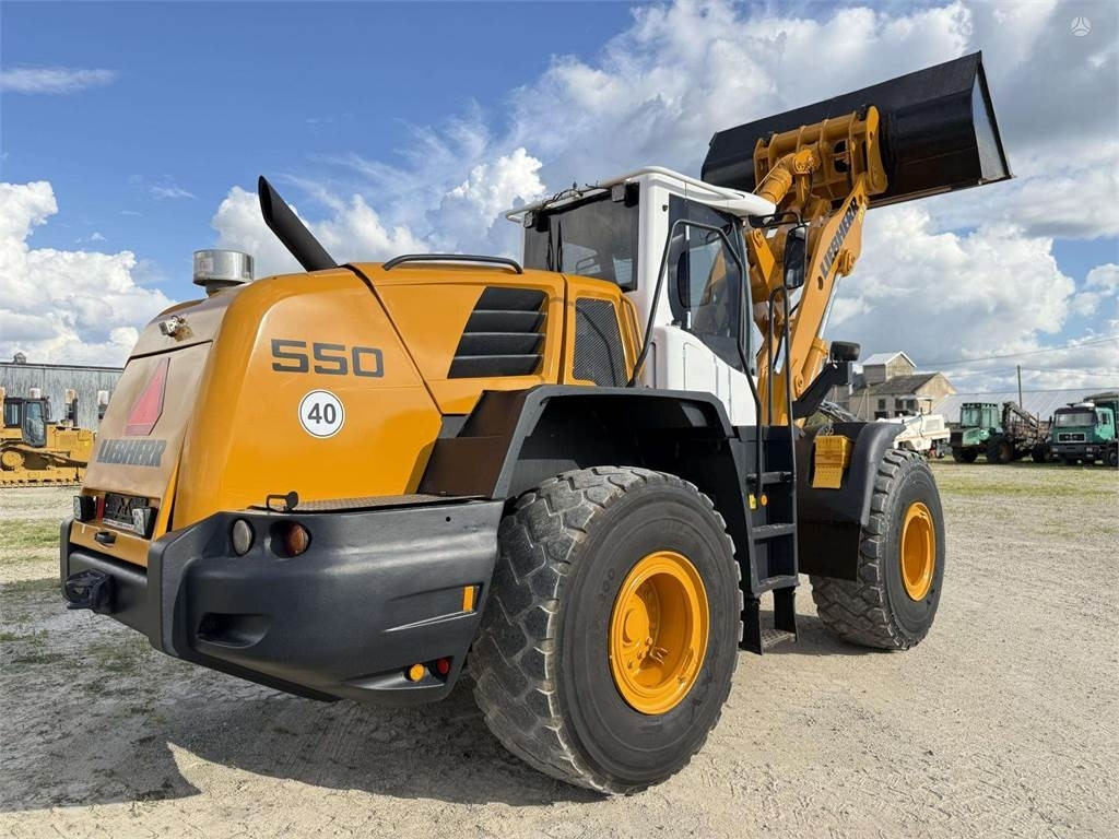 Liebherr L 550 , quick coupler - Cargadora de ruedas: foto 2 Liebherr L 550 , quick coupler - Cargadora de ruedas: foto 2