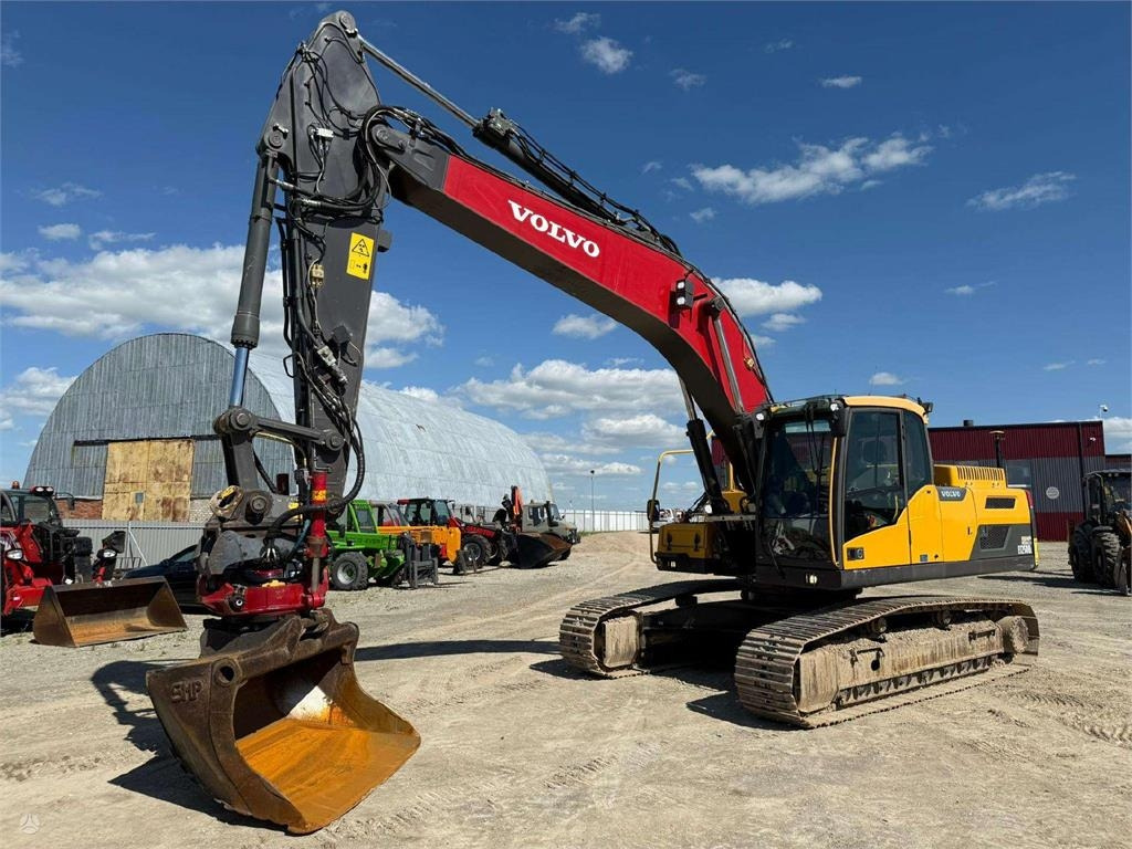 Volvo EC 250 DL 3D LEICA + ROTOTILT - Excavadora de cadenas: foto 3 Volvo EC 250 DL 3D LEICA + ROTOTILT - Excavadora de cadenas: foto 3