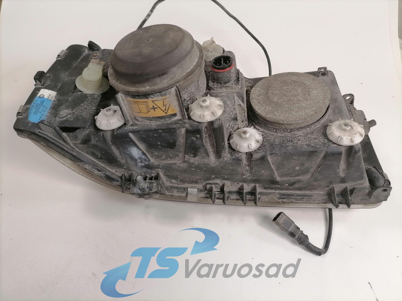 DAF DAF Xenon headlight, right 1743691 - Pieza universal para Camión: foto 4 DAF DAF Xenon headlight, right 1743691 - Pieza universal para Camión: foto 4