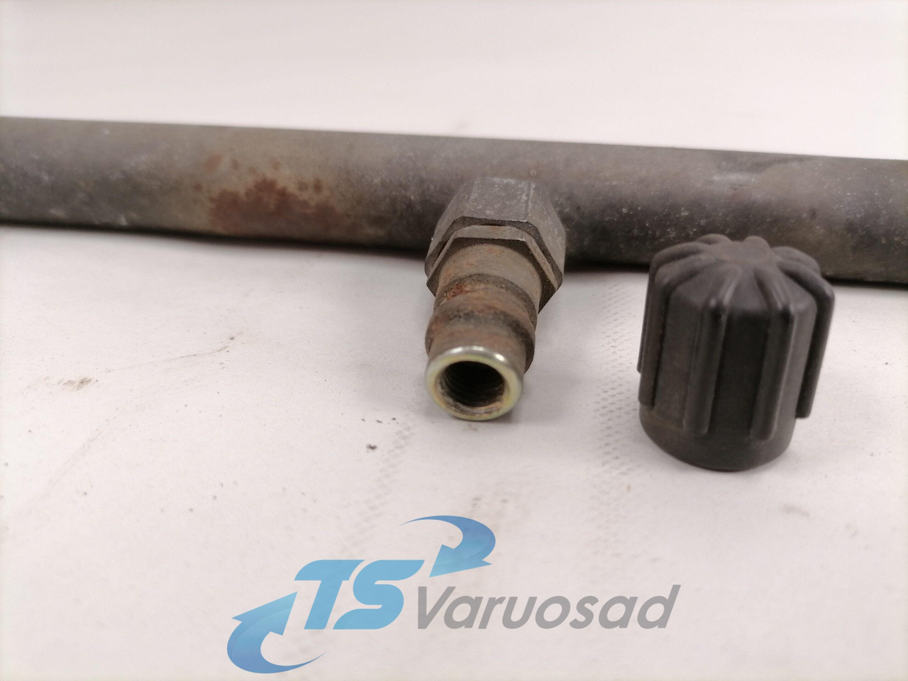 MAN A/C pipe 81619750102 - Calefacción/ Ventilación para Camión: foto 4 MAN A/C pipe 81619750102 - Calefacción/ Ventilación para Camión: foto 4