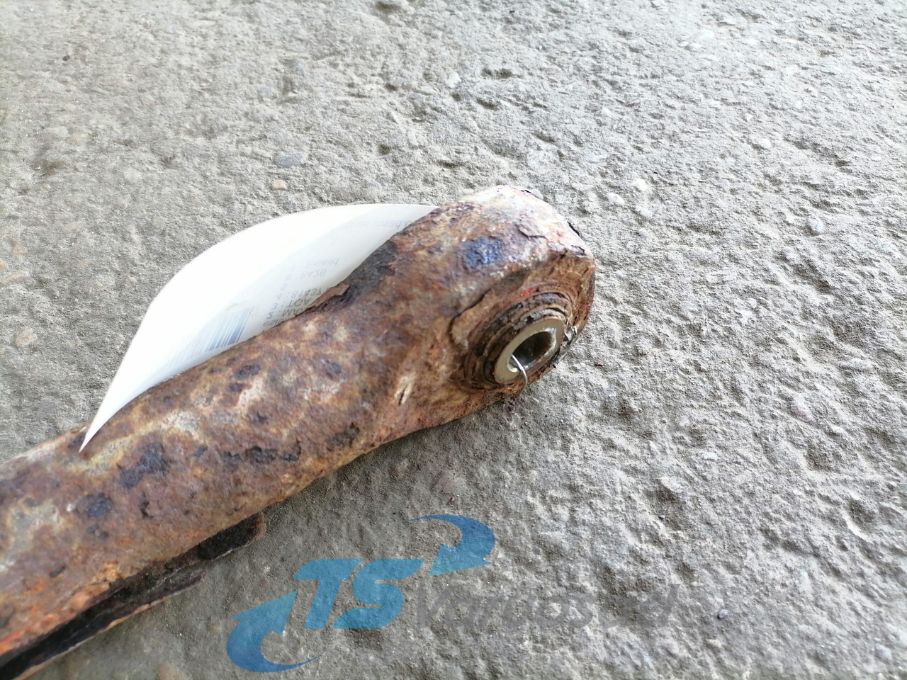 MAN Anti-roll bar 81437156074 - Barra estabilizadora para Camión: foto 3 MAN Anti-roll bar 81437156074 - Barra estabilizadora para Camión: foto 3