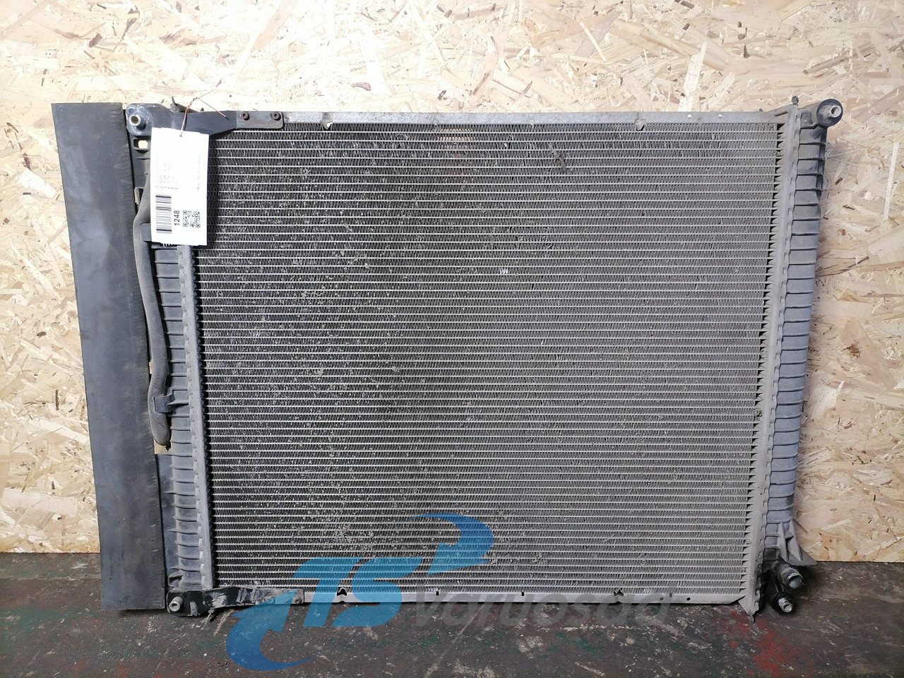 MAN Cooling radiator 8106116493 - Radiador para Camión: foto 2 MAN Cooling radiator 8106116493 - Radiador para Camión: foto 2