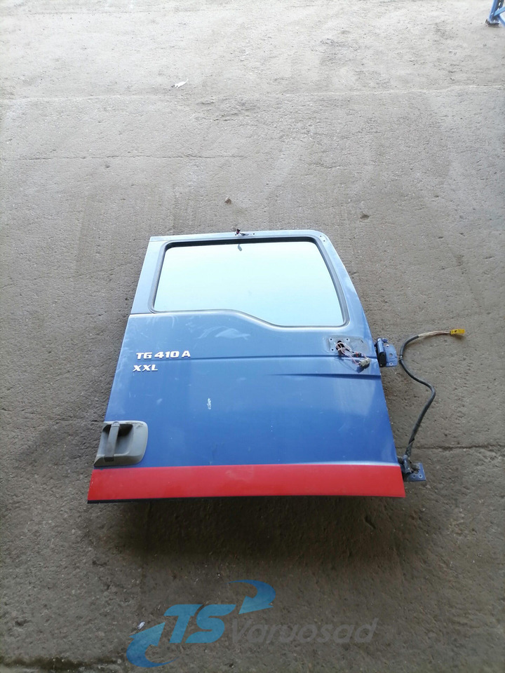 MAN Door 81626004118 - Puerta y piezas para Camión: foto 1 MAN Door 81626004118 - Puerta y piezas para Camión: foto 1