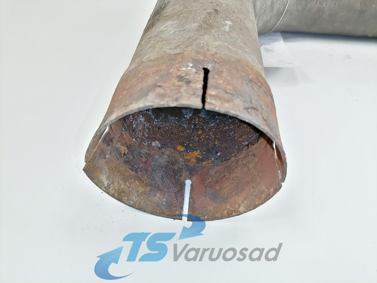 MAN Exhaust pipe 81152040720 - Silenciador para Camión: foto 2 MAN Exhaust pipe 81152040720 - Silenciador para Camión: foto 2
