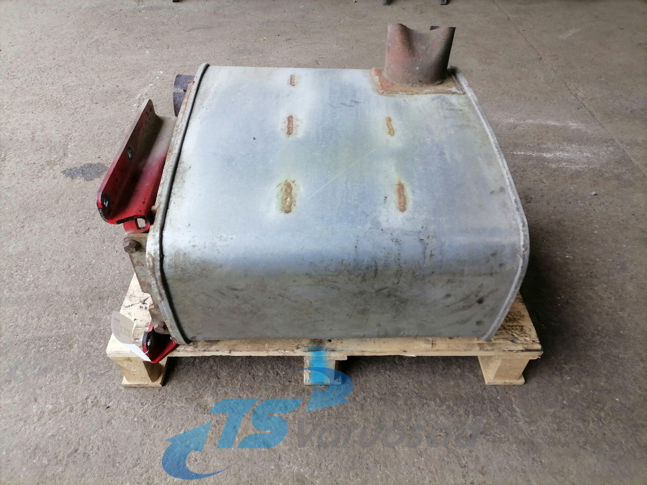 MAN Muffler 81151010346 - Silenciador para Camión: foto 4 MAN Muffler 81151010346 - Silenciador para Camión: foto 4