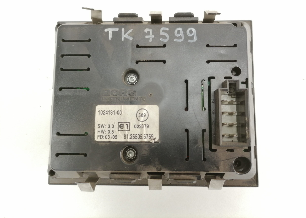 MAN Radio / Telefon 81255056759 - Unidad de control para Camión: foto 4 MAN Radio / Telefon 81255056759 - Unidad de control para Camión: foto 4