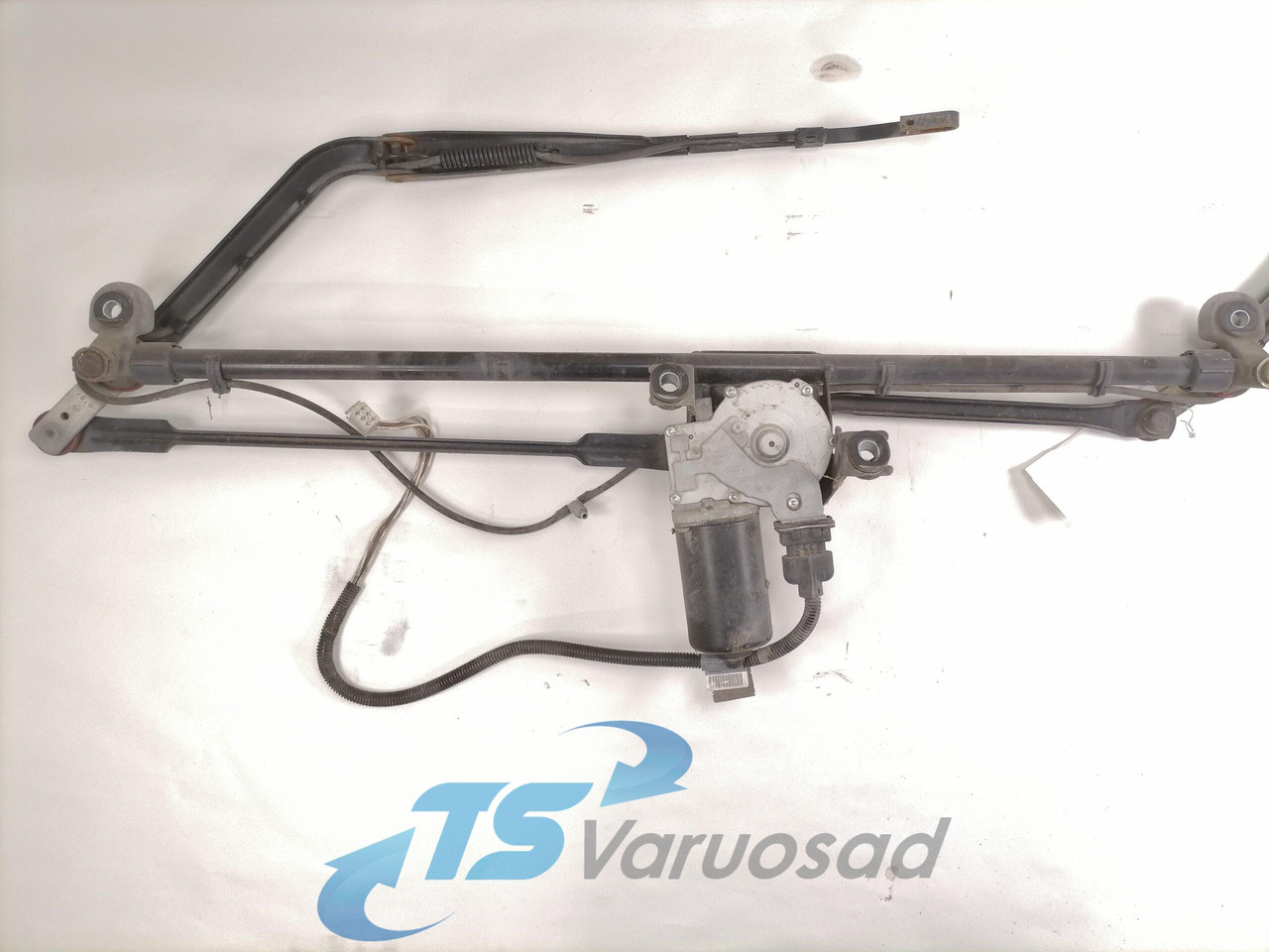 MAN Wiper frame 81264116113 - Limpiaparabrisas para Camión: foto 4 MAN Wiper frame 81264116113 - Limpiaparabrisas para Camión: foto 4