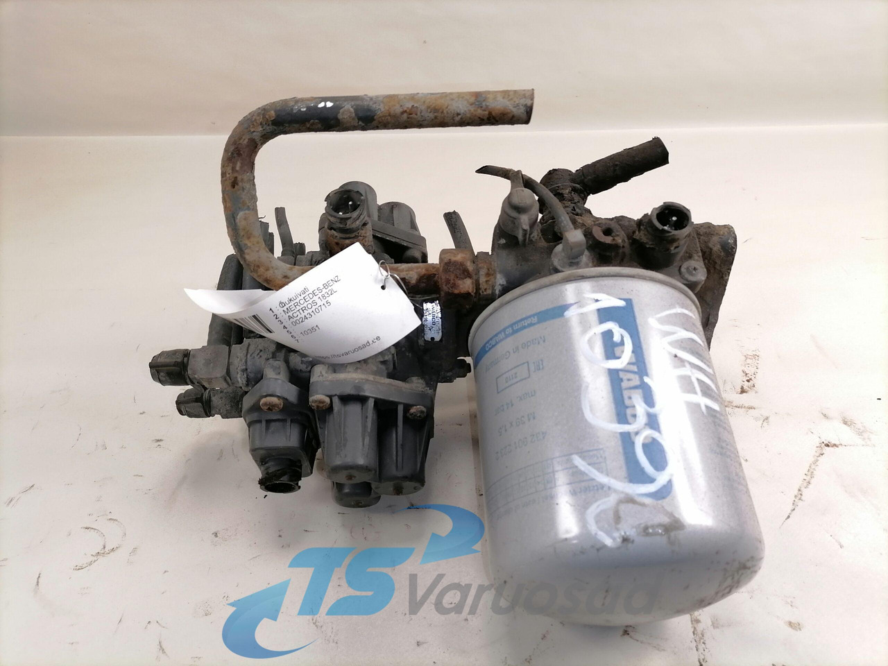 Mercedes-Benz Air dryer 0024310715 - Válvula de freno para Camión: foto 2 Mercedes-Benz Air dryer 0024310715 - Válvula de freno para Camión: foto 2