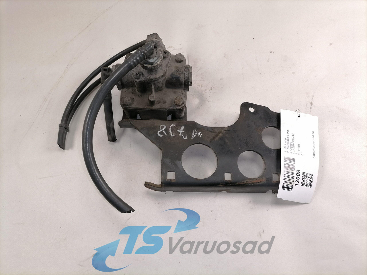 Mercedes-Benz Air pressure control valve A0044299444 - Válvula de freno para Camión: foto 1 Mercedes-Benz Air pressure control valve A0044299444 - Válvula de freno para Camión: foto 1