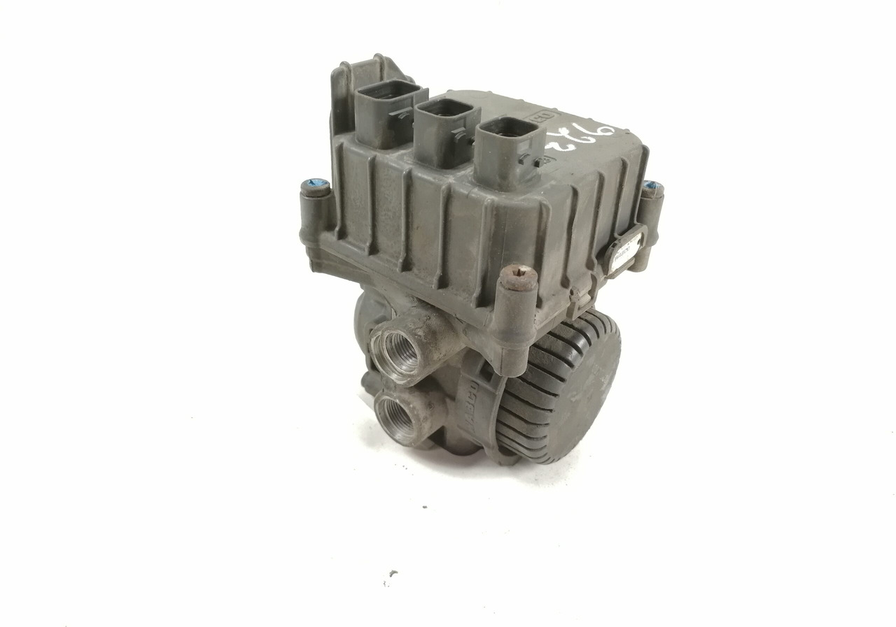 Mercedes-Benz EBS brake valve A0004296324 - Válvula de freno para Camión: foto 2 Mercedes-Benz EBS brake valve A0004296324 - Válvula de freno para Camión: foto 2