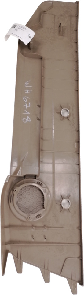 Mercedes-Benz Salongi plastik A9608434207 - Pieza universal para Camión: foto 2 Mercedes-Benz Salongi plastik A9608434207 - Pieza universal para Camión: foto 2